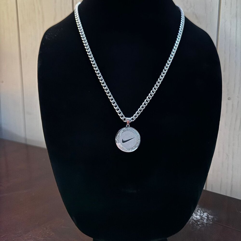 Nike Circle Swoosh Pendant Necklace - 5mm Cuban - 22" Silver Chain - Y2K